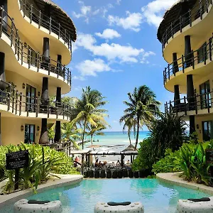 4* Hotel El Taj Oceanfront And Beachside