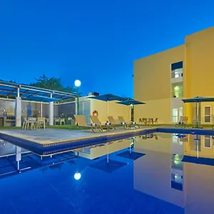 Отель Express By Marriott, Плая-дель-Кармен