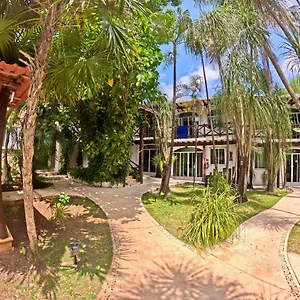 2* Hotel Casaejido